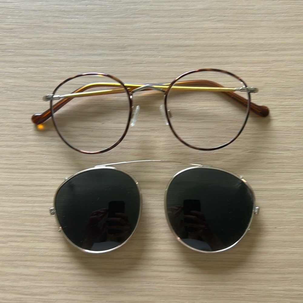 ⭐️SOLD on another site⭐️ Moscot Zev frames in blonde with the clip on.